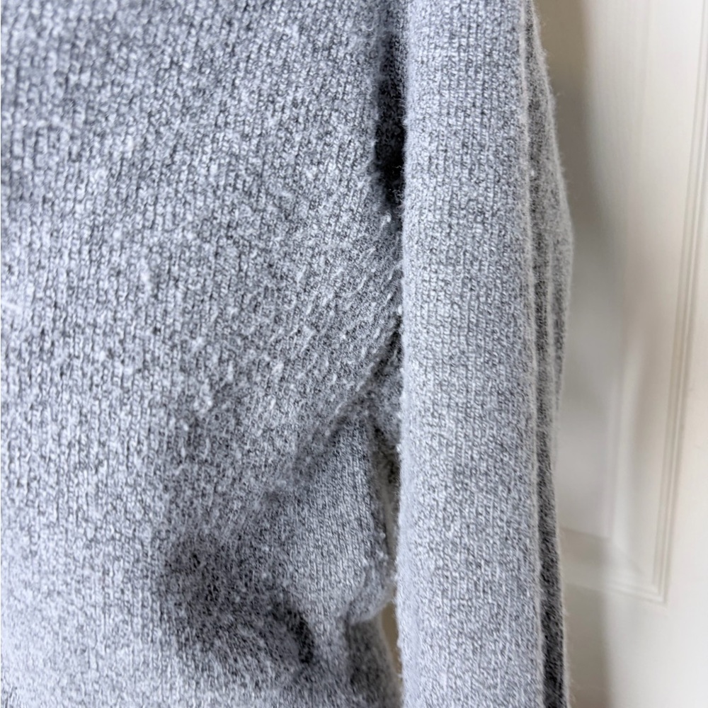 Zara Light Gray Knit cardigan sweater - Picture 4 of 10